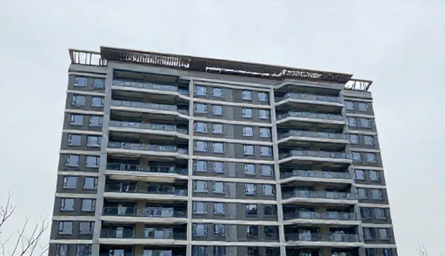 工程配套选择：自建与外包的优劣对比